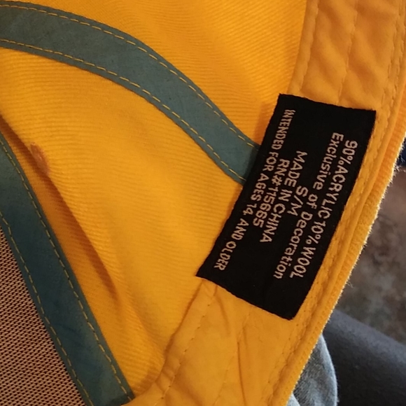 Hat - Picture 3 of 3